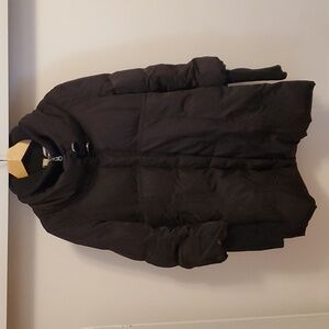 Soia & Kyo down / feather puffer winter coat. Black. L. Bow detail at the back.